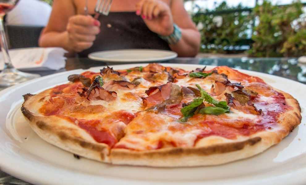 blaze pizza stone review