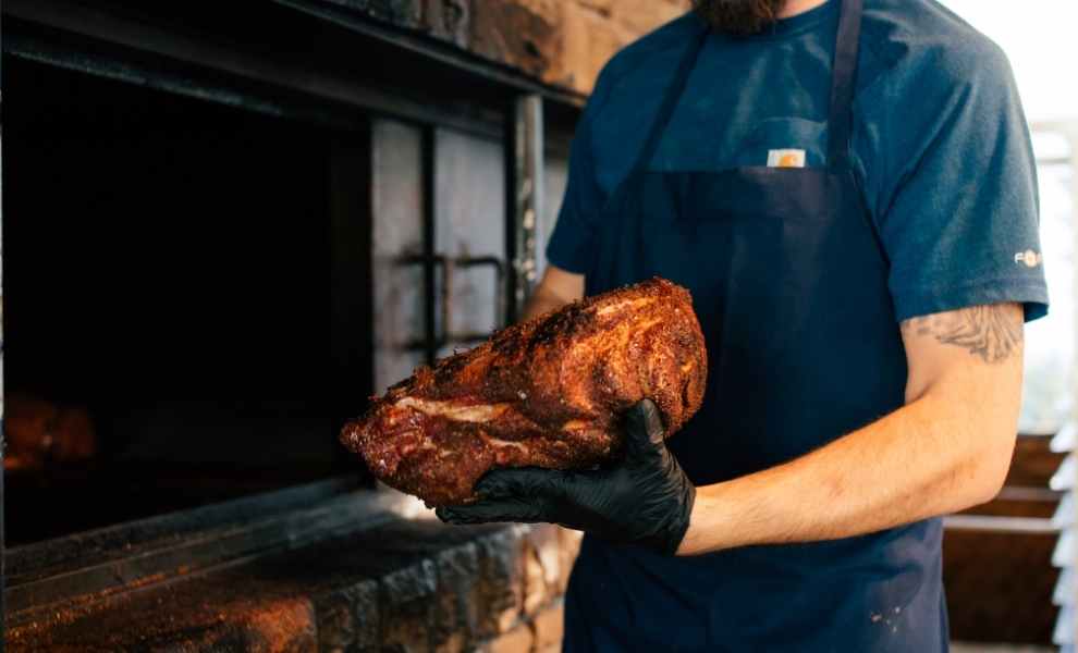 smoking meat with pecan wood