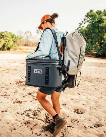 YETI 18 Portable Cooler