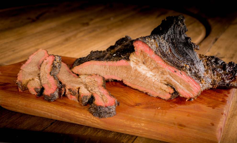 how to get bark on brisket in electric smoker